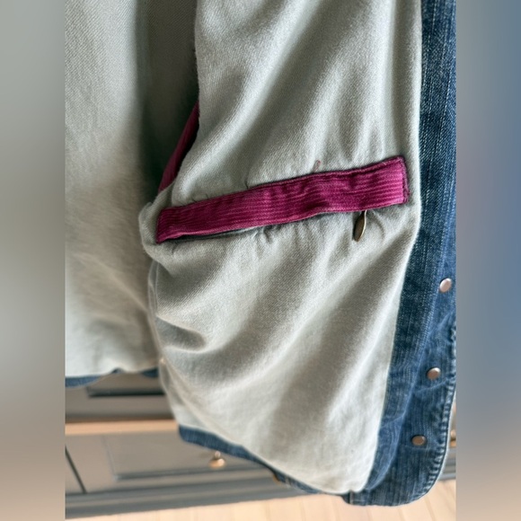 L.L.Bean Blue Denim Jacket Pink Corduroy Lining Details • M - Picture 12 of 14